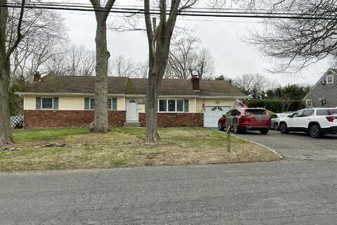 Williams, HOLTSVILLE, NY 11742