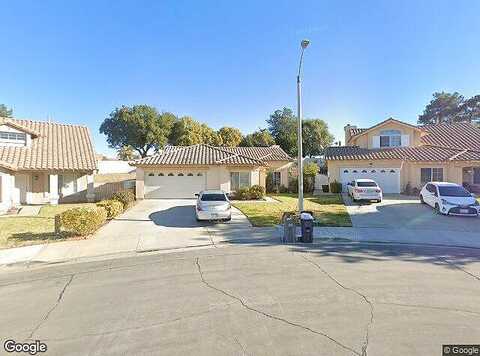 Zorra, MORENO VALLEY, CA 92551