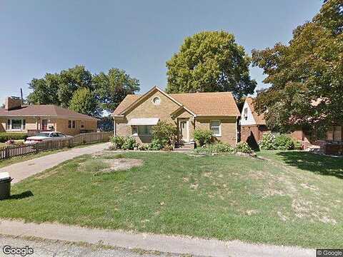 6Th, EAST MOLINE, IL 61244