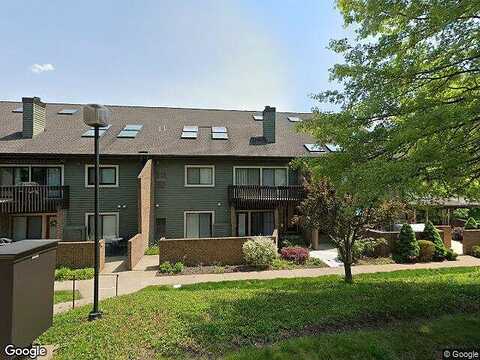 Leona, CORAOPOLIS, PA 15108
