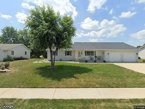 Pine Hurst, EFFINGHAM, IL 62401