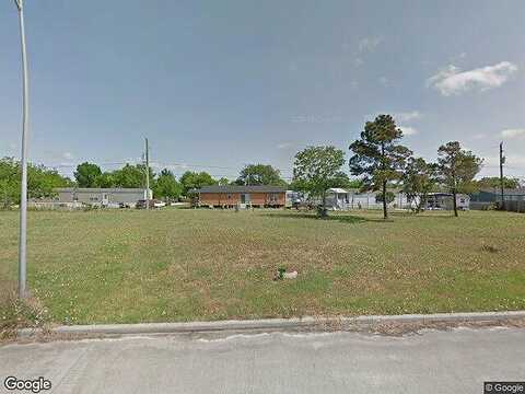 Tracy, HIGHLANDS, TX 77562