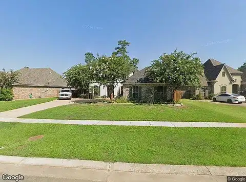 Danielle, BENTON, LA 71006