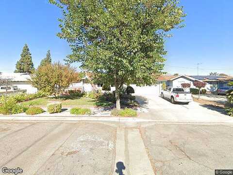 Freda, POMONA, CA 91767
