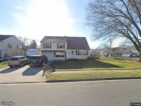 Bianca, PENNS GROVE, NJ 08069