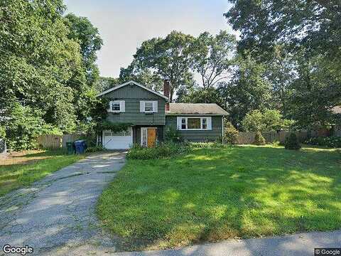Moss Point, OLD LYME, CT 06371