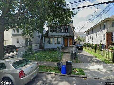 Weequahic, NEWARK, NJ 07112