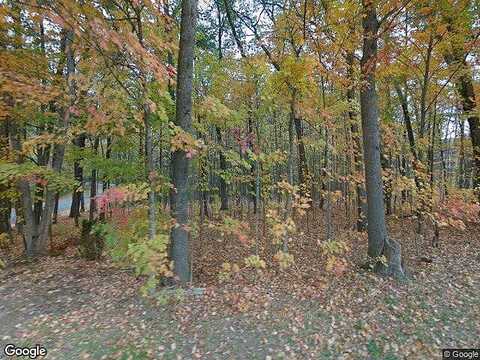 Pine, PLAISTOW, NH 03865