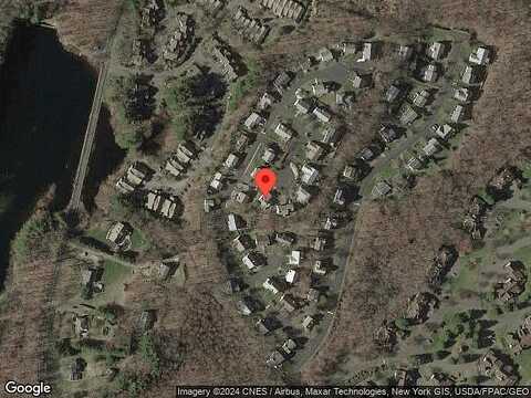 Hickory, SHELTON, CT 06484