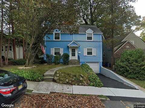 Rynda Rd, MAPLEWOOD, NJ 07040