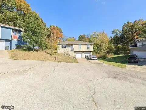 Village, WARSAW, MO 65355