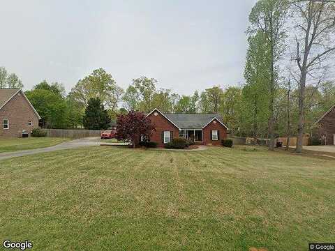Beverly, MCDONOUGH, GA 30252