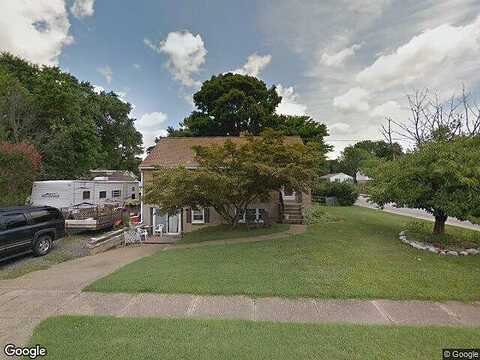 New York, CLAYMONT, DE 19703