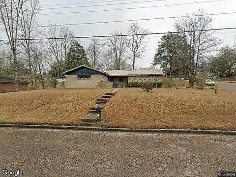 Longview St, VICKSBURG, MS 39180