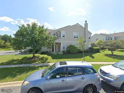 Falling Waters, LINDENHURST, IL 60046