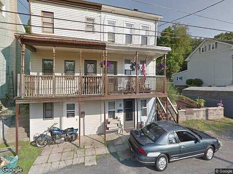Main, TREMONT, PA 17981