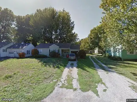 16Th, BLUE SPRINGS, MO 64015
