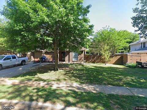Georgian Oak, LAKE DALLAS, TX 75065