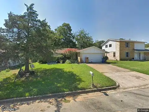 Bowles, KENNEDALE, TX 76060