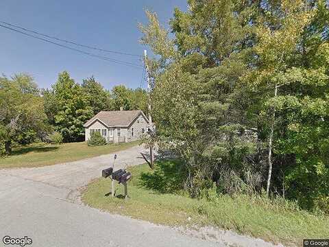 Broadway, GLENBURN, ME 04401