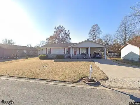 Louise, SIKESTON, MO 63801