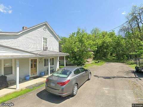 Newtown Ave, FREDERICKTOWN, PA 15333