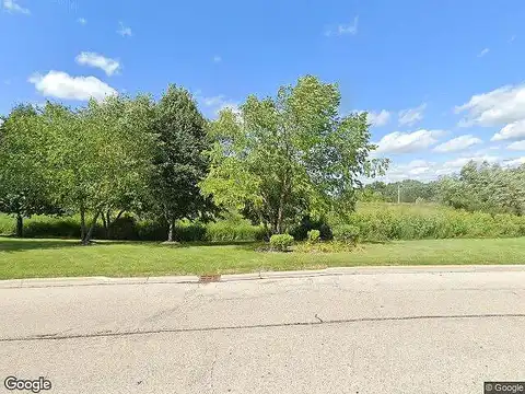 Falling Waters, LINDENHURST, IL 60046