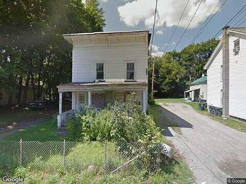 Lyman, HOOSICK FALLS, NY 12090