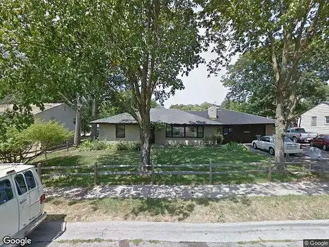 Blackstone, ROCKFORD, IL 61101