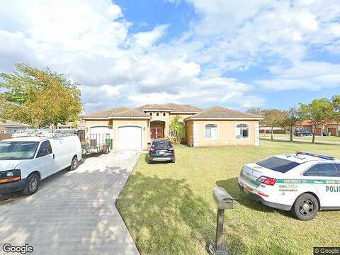 205Th, HOMESTEAD, FL 33030