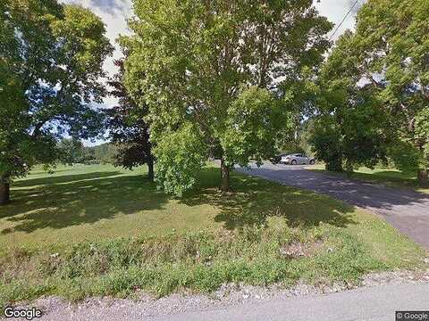 Snows Corner, ORRINGTON, ME 04474