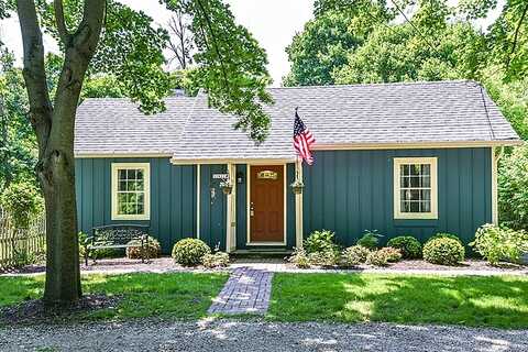 Glos, WAYNE, IL 60184