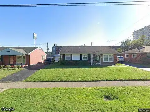 Sumner, LOUISVILLE, KY 40218