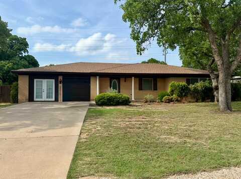 2310 Castle Drive, Clyde, TX 79510