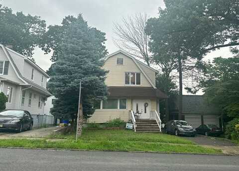 Brook, PASSAIC, NJ 07055