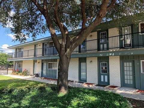 1207 W Wall Street, Grapevine, TX 76051