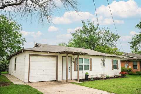 602 N Cates Street, Decatur, TX 76234