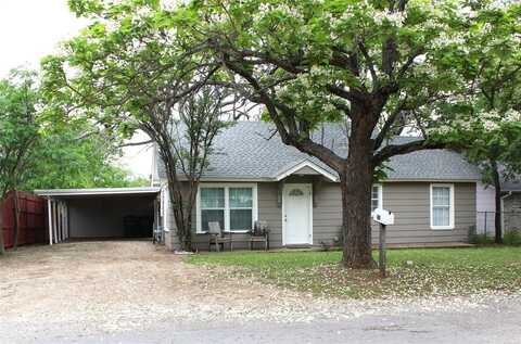 1520 W Groesbeck Street, Stephenville, TX 76401