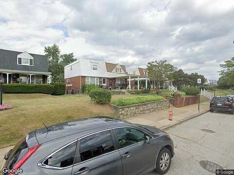 Holyoke, PHILADELPHIA, PA 19114