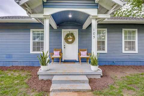 105 W Spruce Street, Whitewright, TX 75491