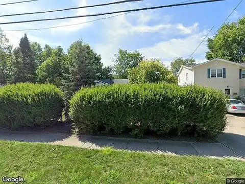 Roberts, EASTLAKE, OH 44095