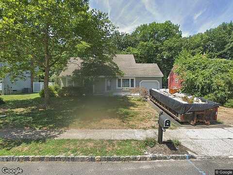 Lisa, HAZLET, NJ 07730