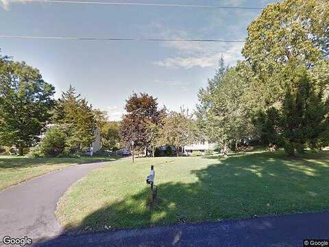 Quaker Ridge, BETHEL, CT 06801