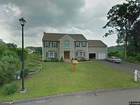 Robby, EAST HAVEN, CT 06512