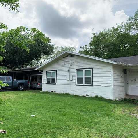 1806 Up The Grove Street, Greenville, TX 75401