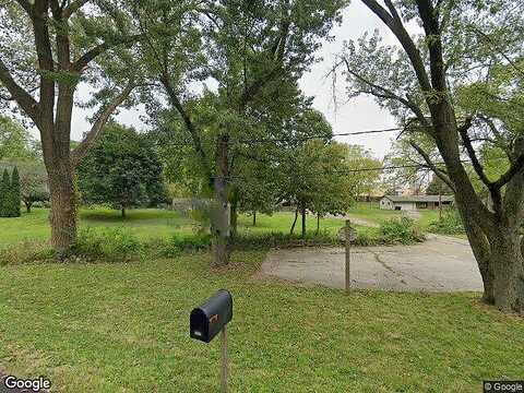 Chillem Dr, BATAVIA, IL 60510