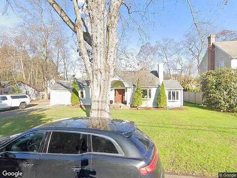 Woods Grove, WESTPORT, CT 06880