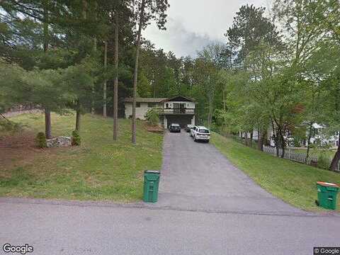 Richard, HYDE PARK, NY 12538