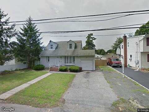 16Th, LINDENHURST, NY 11757