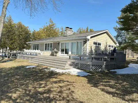 Greenmans Point, CHEBOYGAN, MI 49721